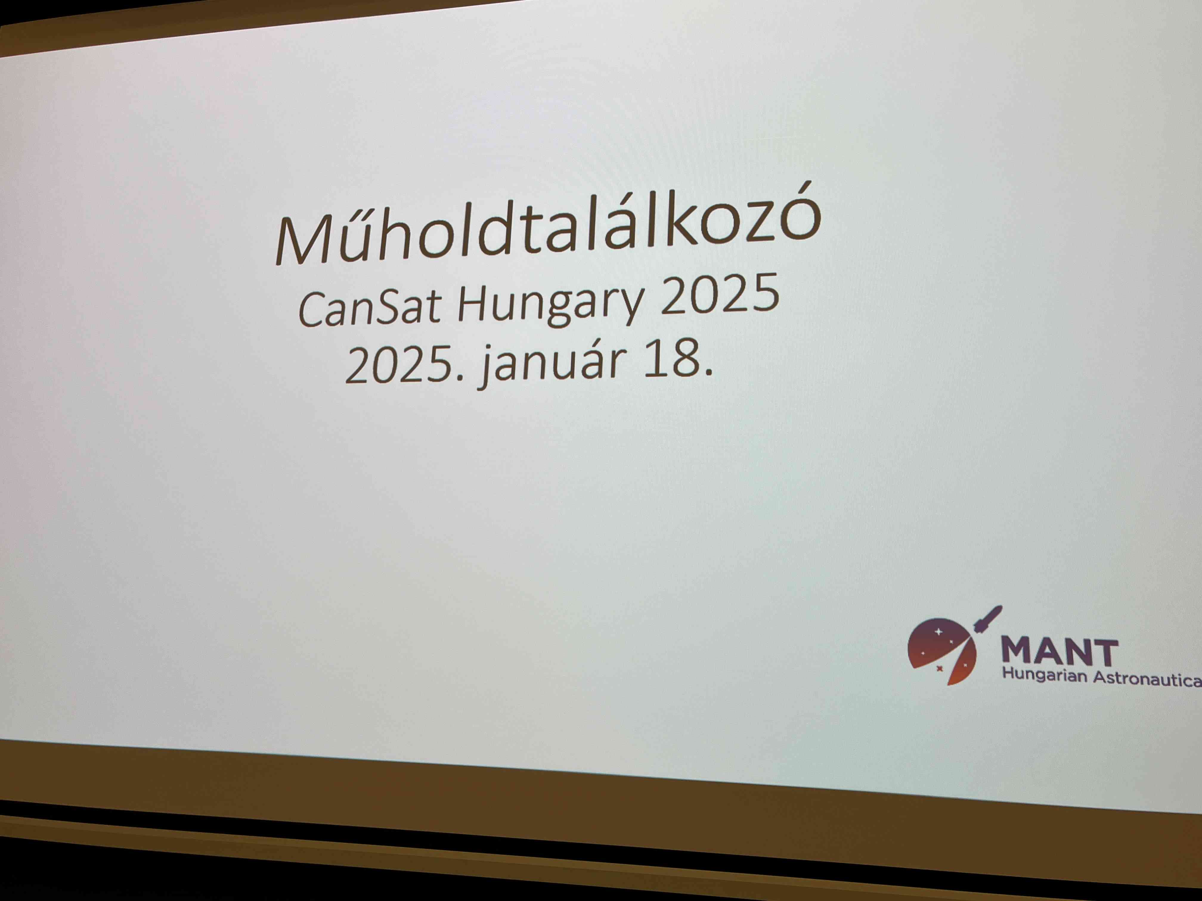 CanSat2025 középdöntőn a találkoztunk a HUNITY 1 szomszédainkkal, akikkel együtt indulunk majd az űrbe.