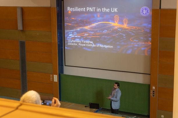 Részt vettünk az ESA NAVISP konferenciáján, ahol a PNT rezlizilenciát elemeztük.