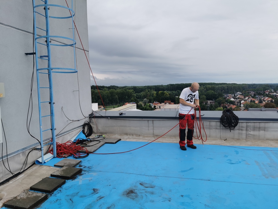 Antenna csere.
