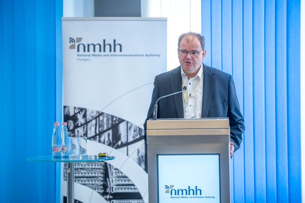 Az NMHH által szervezett Kvantum és űrkutatási konferencián előadóként vettünk részt.